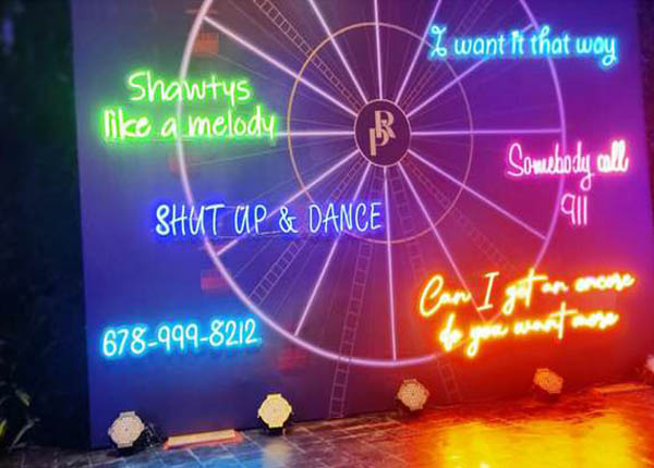 Neon Signage Boards company in kochi